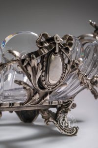 Jardinière de style Rocaille en cristal et bronze argenté
