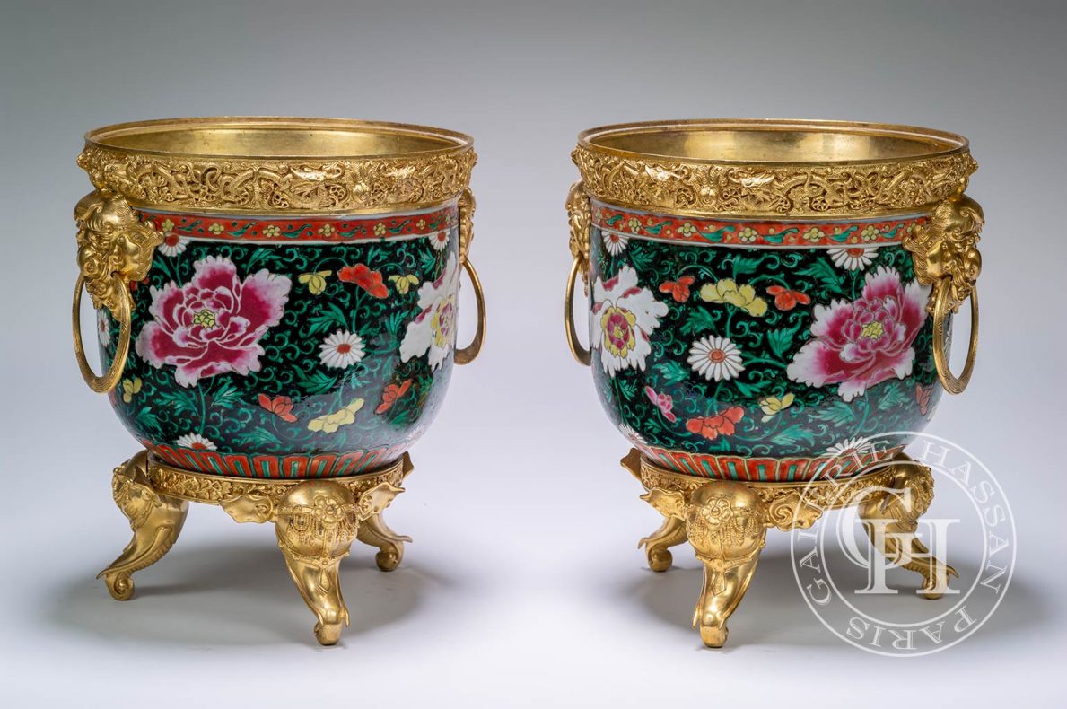 Pair of Chinese planters Galerie Hassan