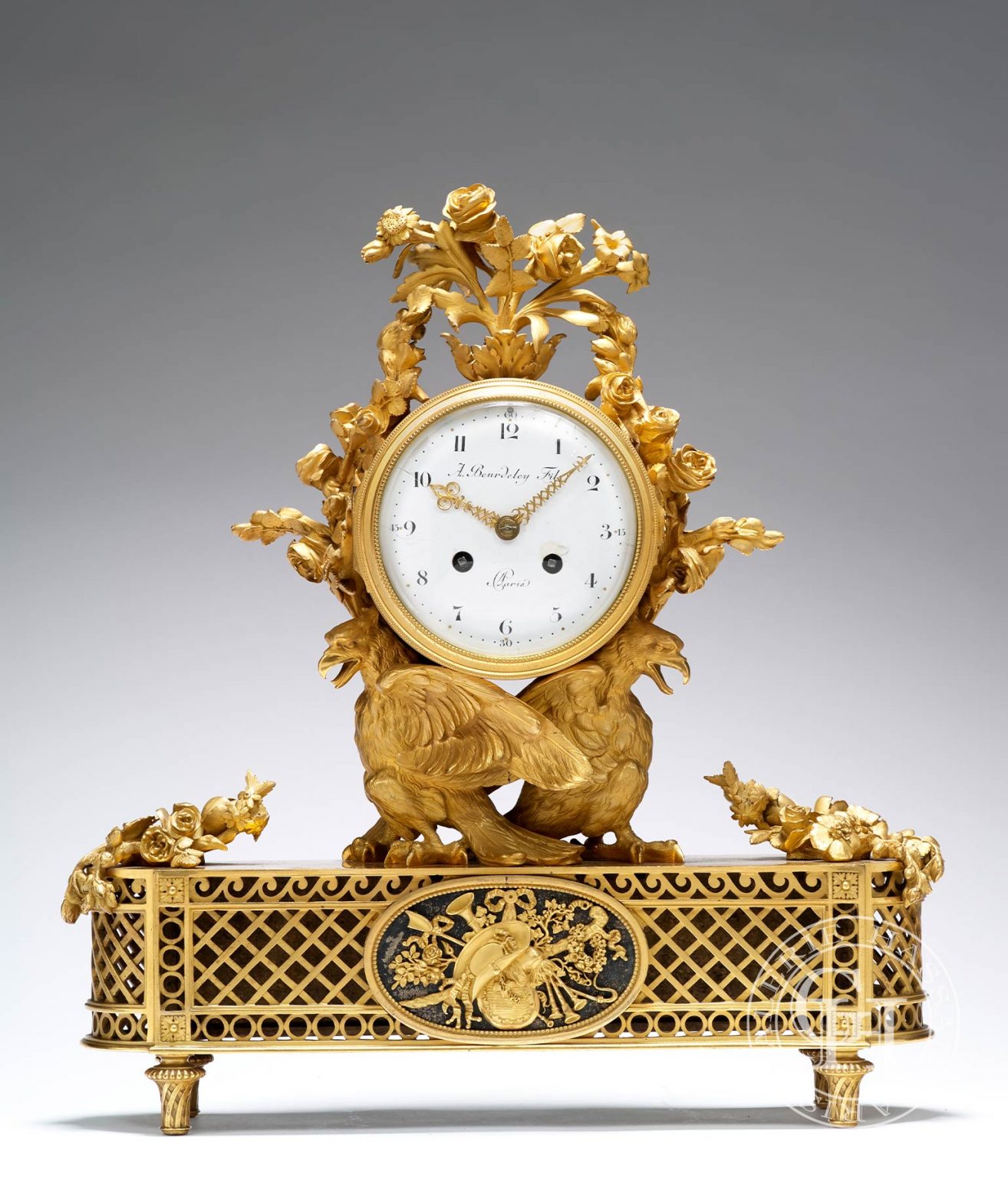 Pendule de style Louis XVI par BEURDELEY ALFREDEMMANUEL Galerie Hassan