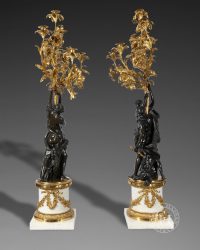 Exceptionnelle paire de grands candélabres aux baccantes d'après Etienne-Maurice Falconet